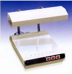 ZF-1  紫外分析儀（三用紫外分析儀、長波紫外分析儀、短波紫外分析儀）